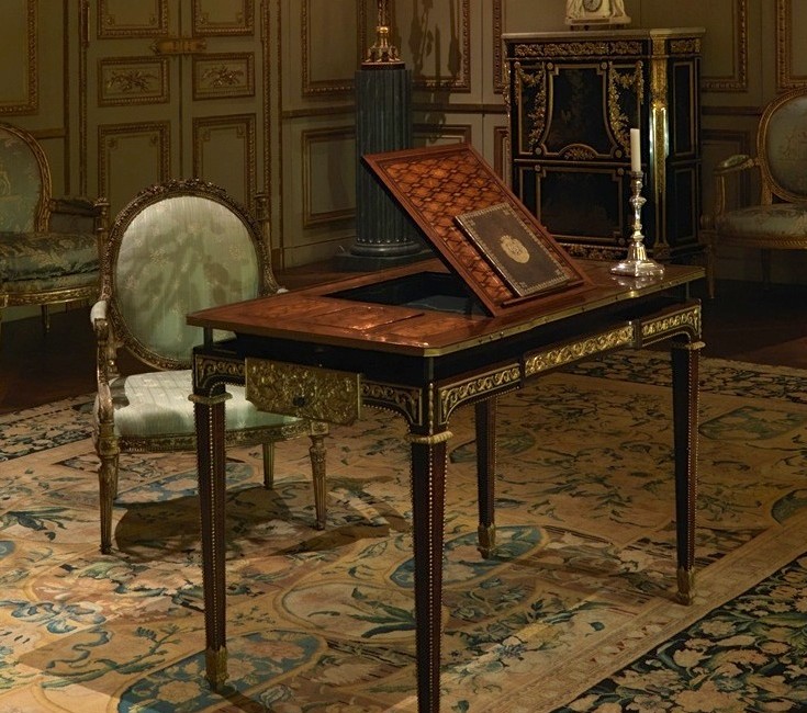 A Digitally Usable Period Room – by Anne Higonnet